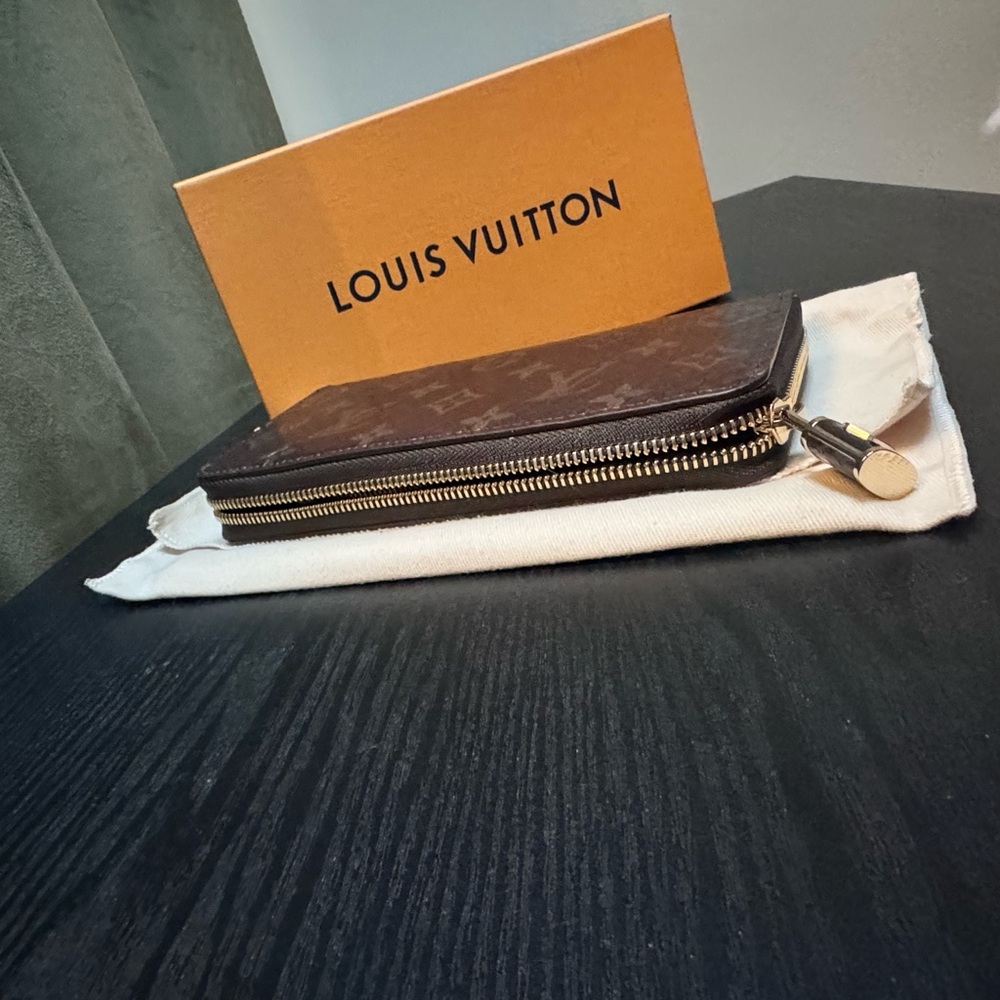 Louis Vuitton Python long wallet - Picture 2 of 2